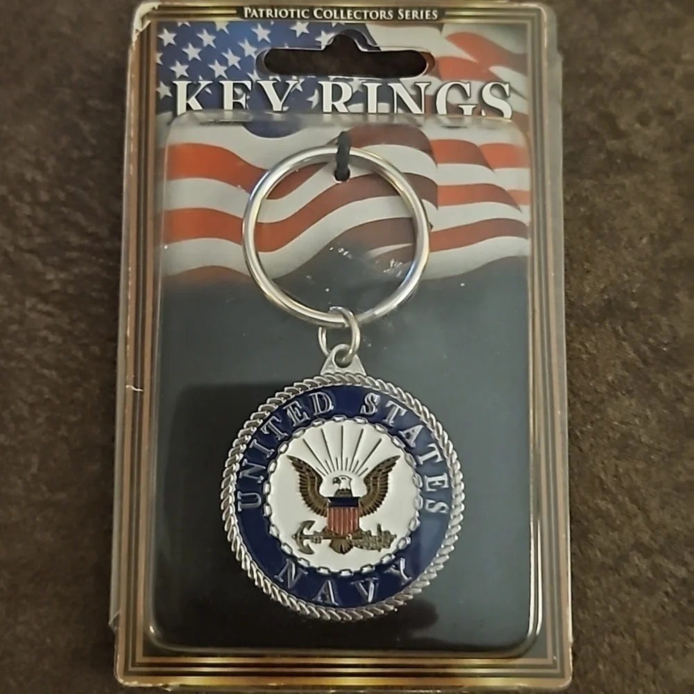 3/$30 Eagle Emblems Navy Challenge Coin Keyring